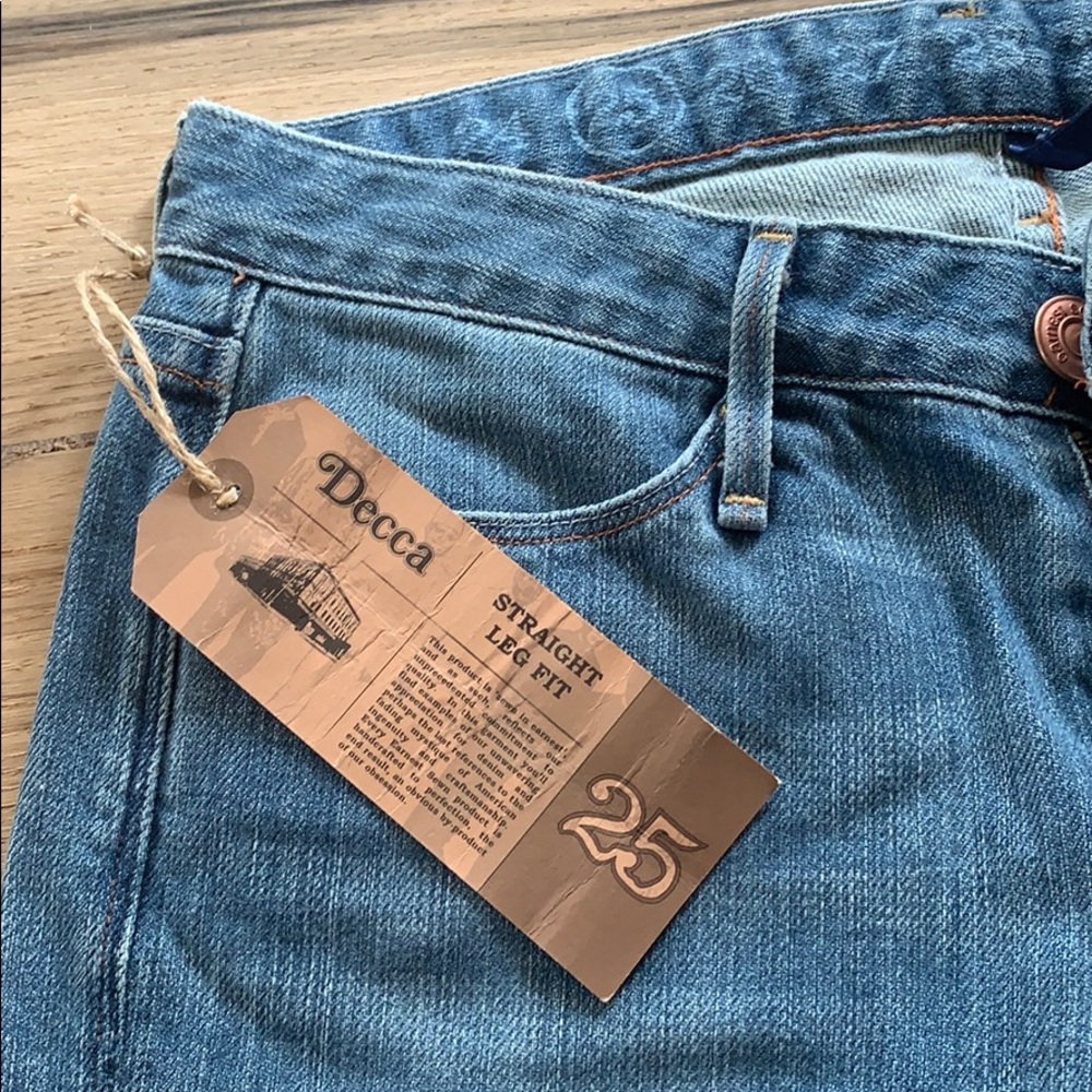Ernest Sewn Decca Straight Leg Jeans Size 25 NWT